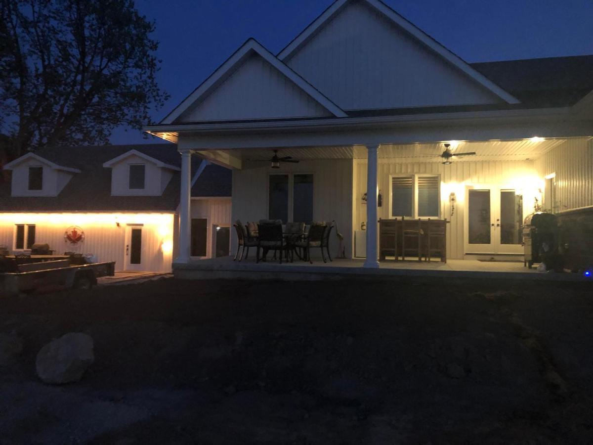 Villa In The Vines 나이아가라온더레이크 외부 사진